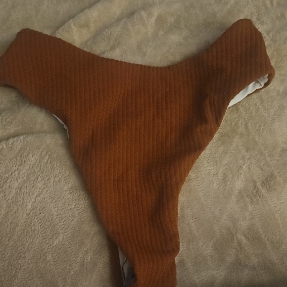 Brown Ribbed Bikini Set - Picture 4 of 4